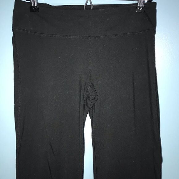 𝅺GAP body fit exercise pants size Medium - Picture 2 of 5